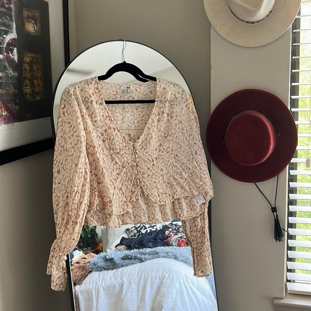 Cropped blouse